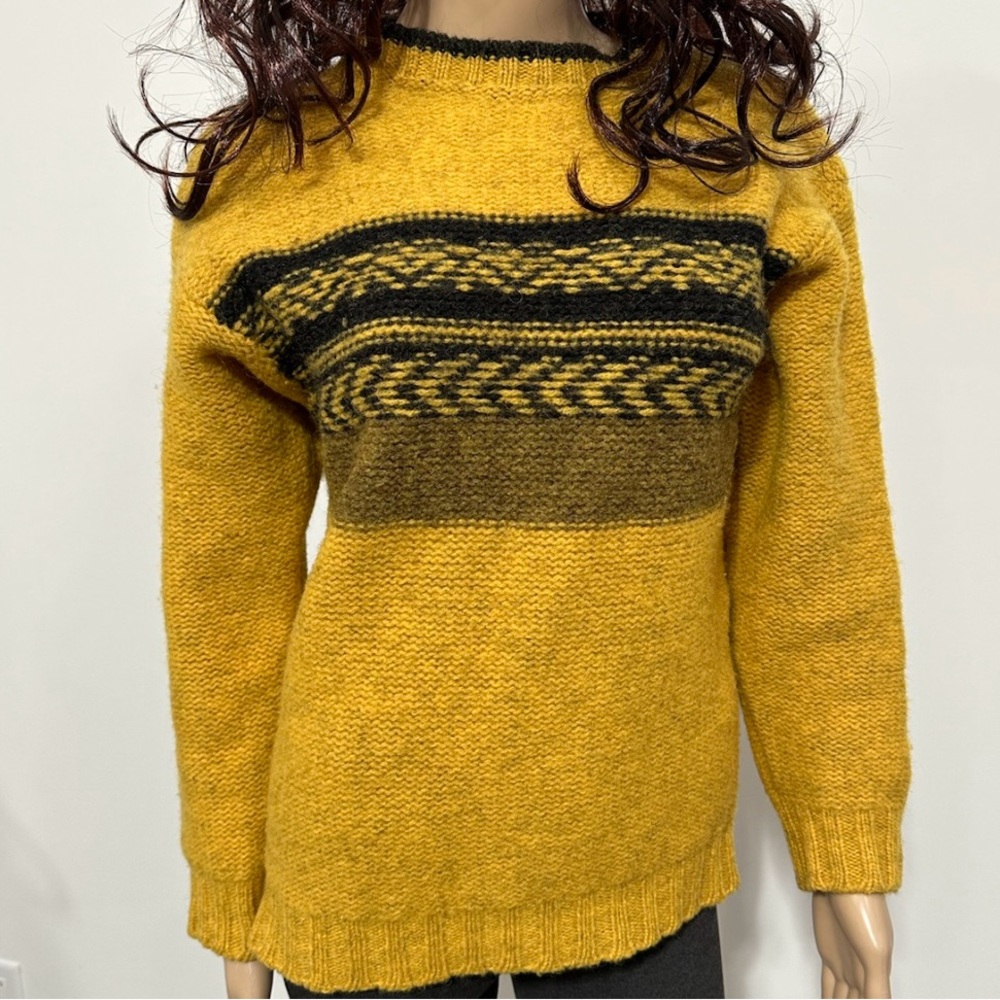 Vintage Benetton Italy Chunky Knit Wool Sweater Women’s Small Gold Black